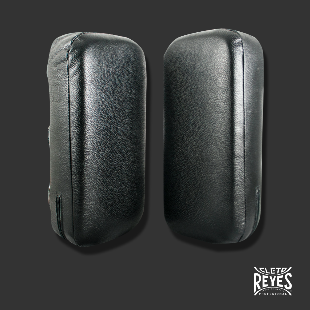 Thai Pad Cuero Profesional (par)